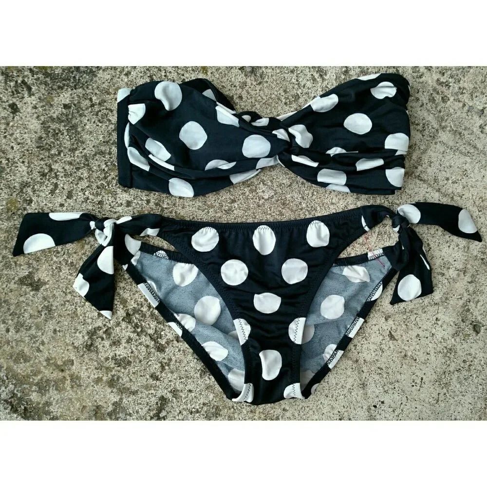 Lisa Curran bandaeu bikini. Size small